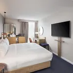 Hilton Garden Centre Hotel 4*