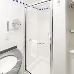 Hilton Garden Centre Hotel 4*