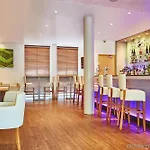 ヒルトン ガーデン シティ センター ホテル 4*