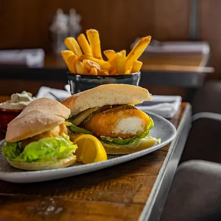 Hilton Garden Centre Bristol