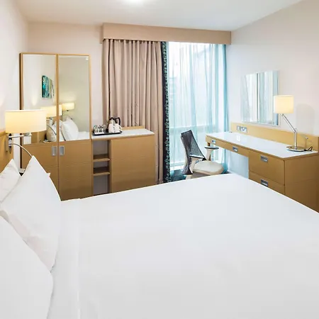 Hilton Garden Centre