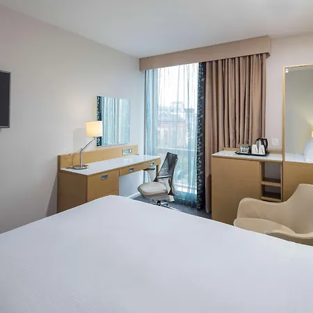 Hilton Garden Centre Hotel 4*