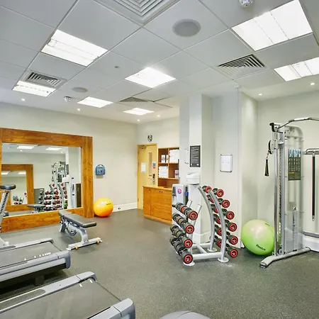 Hilton Garden Centre Hotel