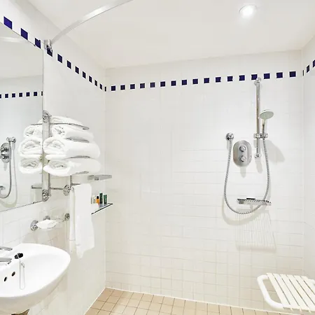 Hilton Garden Centre Hotel Bristol
