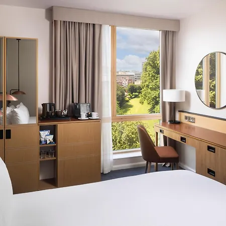 Hotel Hilton Garden Centre 4*
