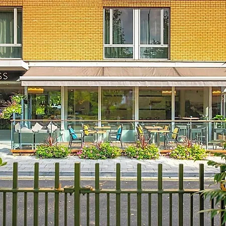 Hotel Hilton Garden Centre 4*