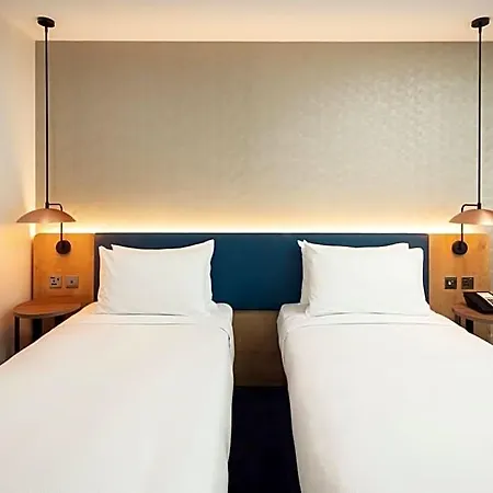 Hilton Garden Centre Hotel