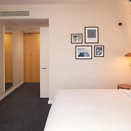 Hilton Garden Centre 4* Bristol