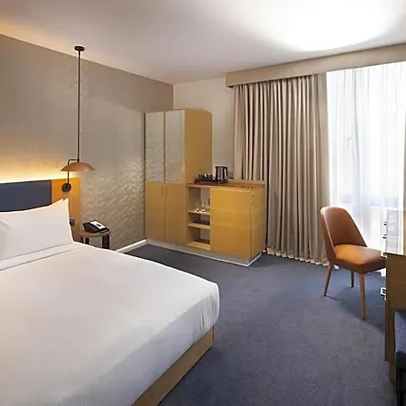 Hotel Hilton Garden Centre 4*