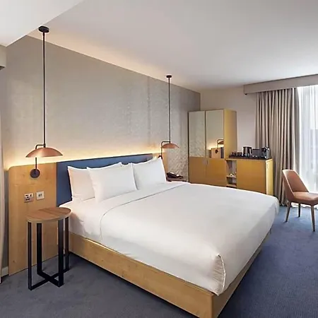 Hilton Garden Centre Hotel Bristol