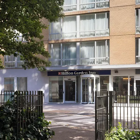 Hilton Garden Centre Hotel 4*