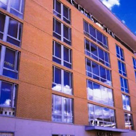 Hilton Garden Centre