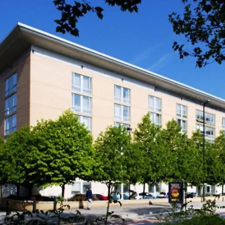 Hilton Garden Centre