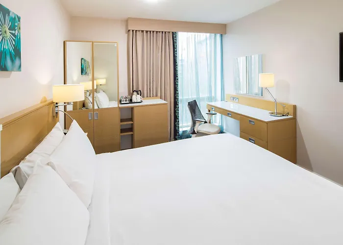 Hilton Garden Centre