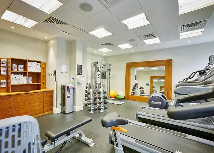 Ξενοδοχείο Hilton Garden Centre 4*