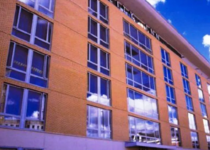 Hilton Garden Centre