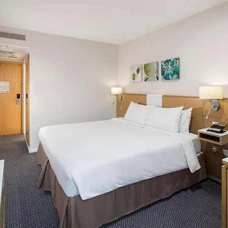 Hilton Garden Centro Urbano Hotel Bristol