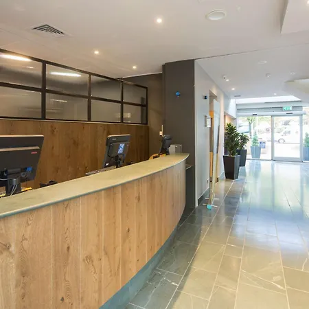 Hilton Garden Centre Hotel Bristol