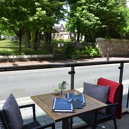 Hilton Garden Centre 4* Bristol