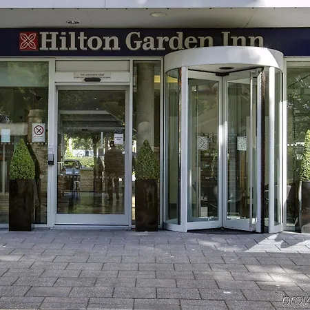 힐튼 가든 인 브리스톨 시티 센터 4*