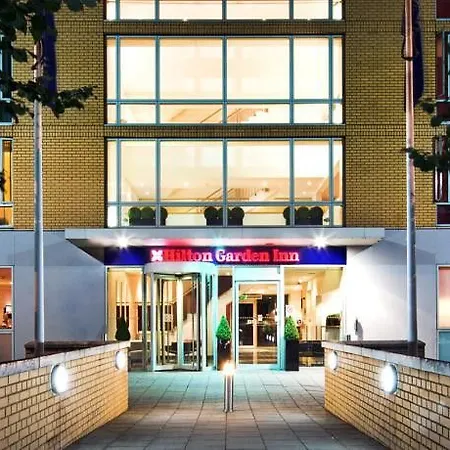 Hilton Garden Centre 4* Bristol