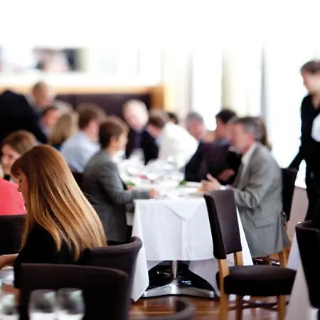 Hilton Garden Centre Hotel Bristol