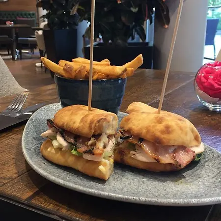 Hotel Hilton Garden Centre Bristol