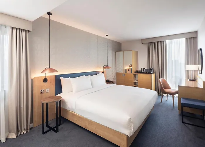 Hilton Garden Centre