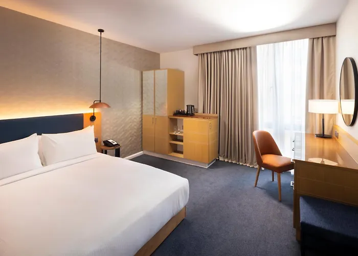 Hotel Hilton Garden Centre 4*