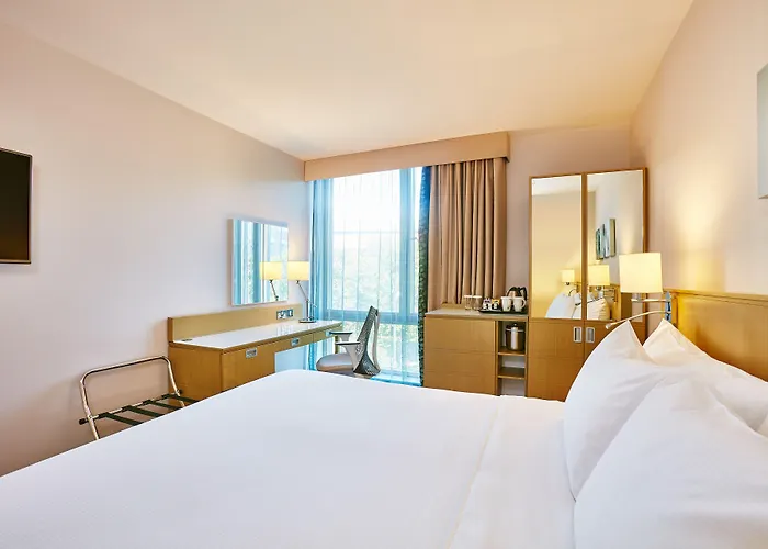 Hotel Hilton Garden Centre Bristol