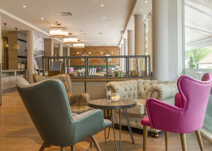 Hilton Garden Centre 4*