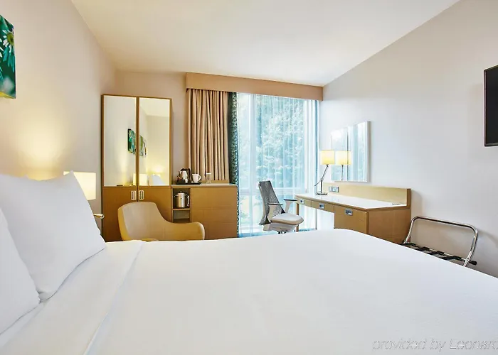 Hilton Garden Centre Hotel