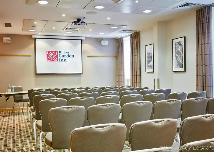 Hilton Garden Centre 4*